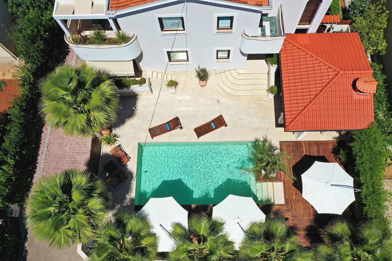 Apartments "Villa Antisin" With Heated Pool Zadar Exterior foto
